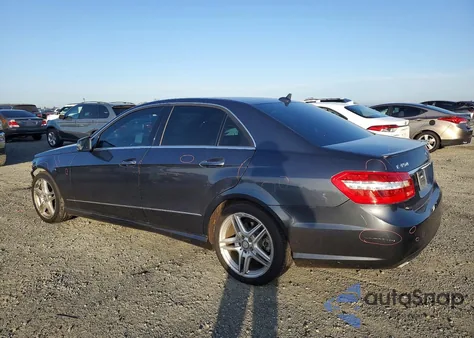 2013 Mercedes-Benz E 350 z USA, uszkodzony, nr VIN WDDHF5KB3DA729502